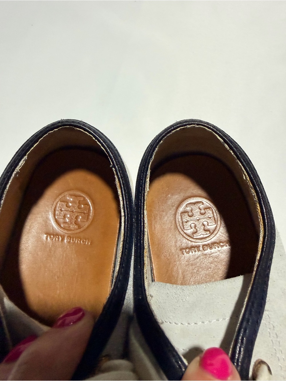 Tory Burch Tan Leather & Light Gray Suede Low-Top Sneakers with black Trim - Picture 9 of 10
